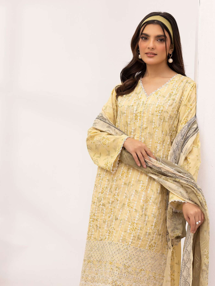 Zohra 5404 Nisha Embroidery Lawn 3PC