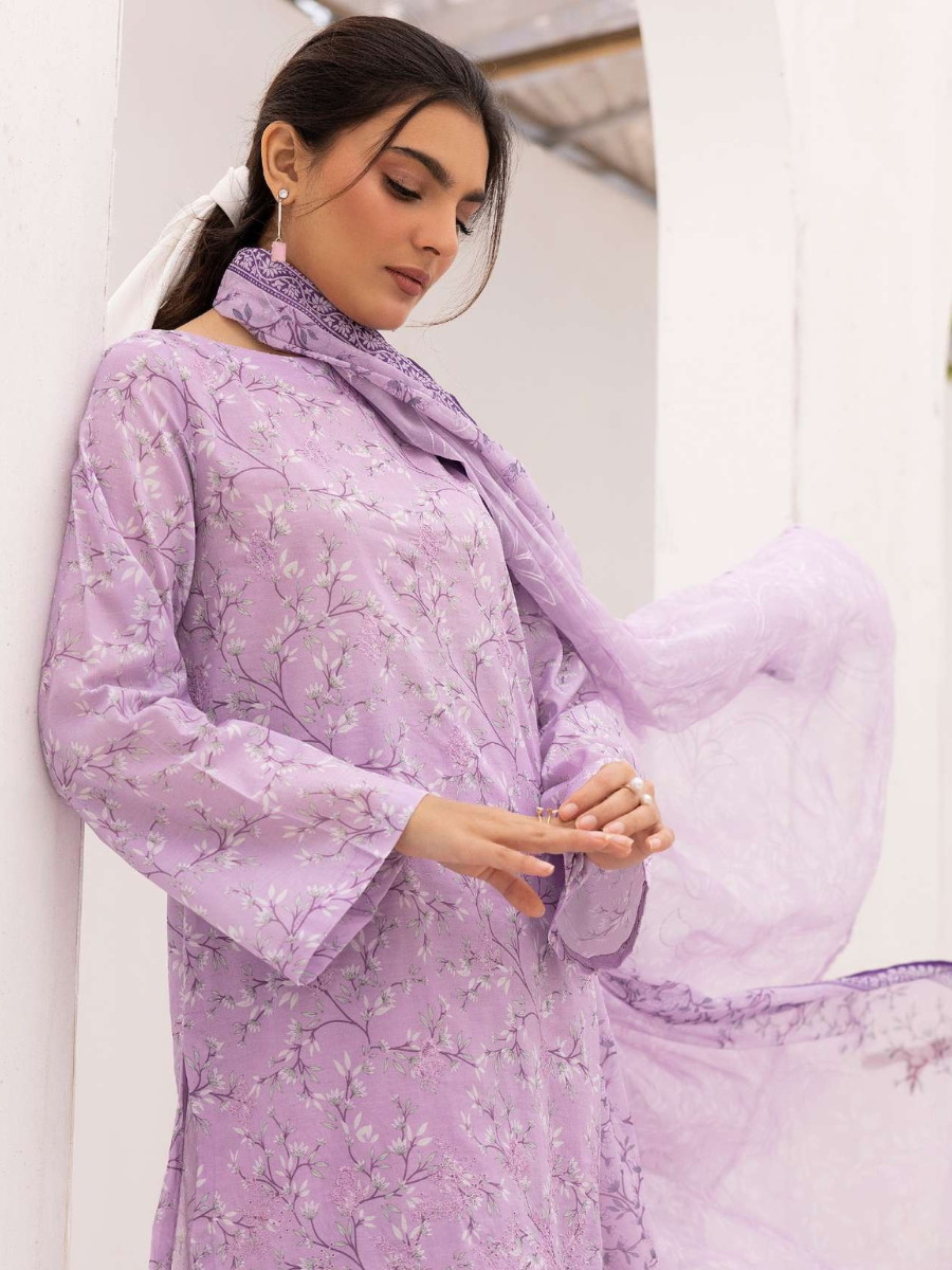 Zohra 5405 Anan Embroidery Lawn 3PC